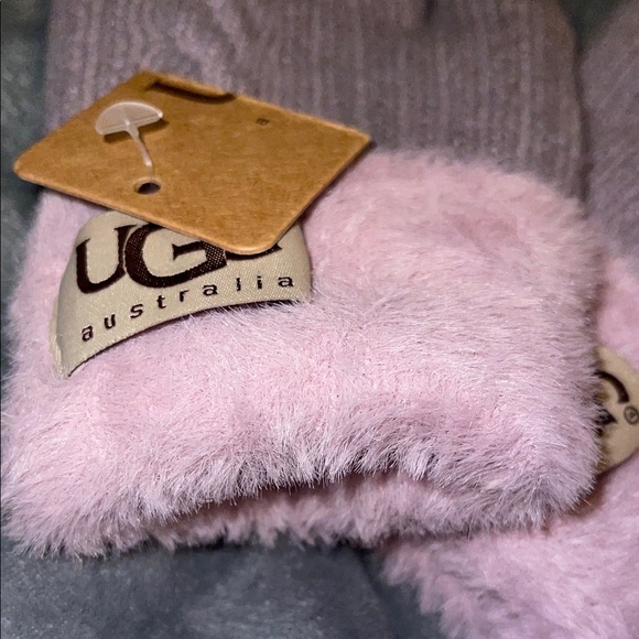 UGG Lavender Knit Mittens with Soft Plush Pink Trim NWT Luxury Gloves - Picture 6 of 11